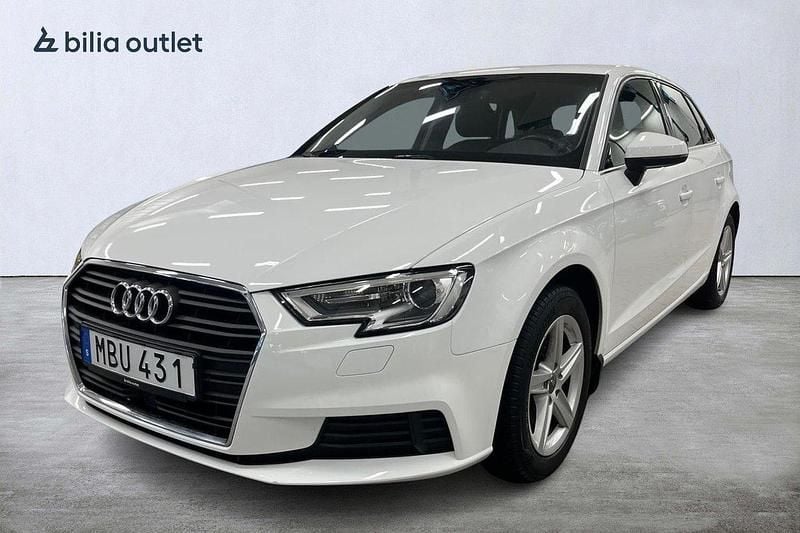 Vit Begagnad 2018 Audi A3 Sportback Proline Halvkombi | 194 900 kr (Marknadspris) - Bild 1/3