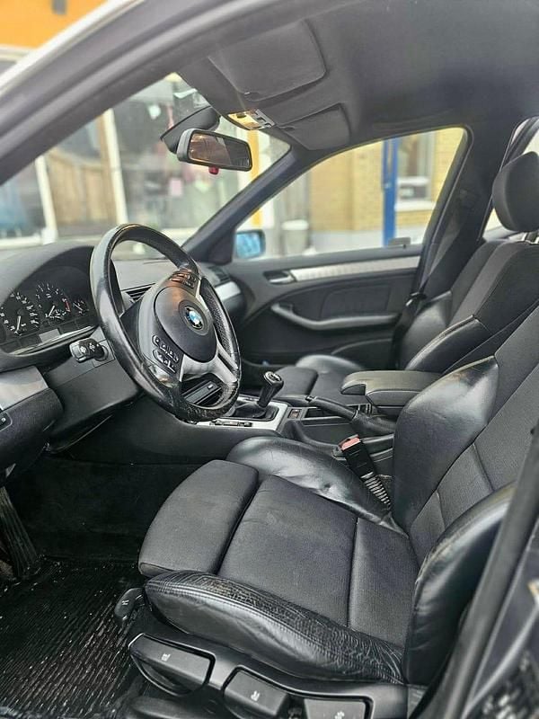 Begagnad BMW 320 170 HK (125 kW) 2003 Mörkgrå Sedan