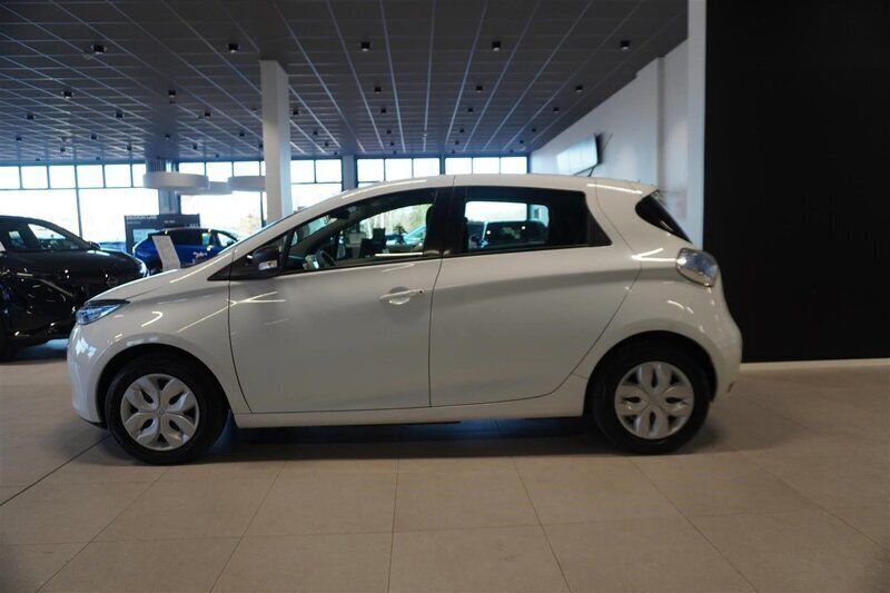 Begagnad Renault Zoe Life 68 kW (93 HK) 2018 Vit Halvkombi