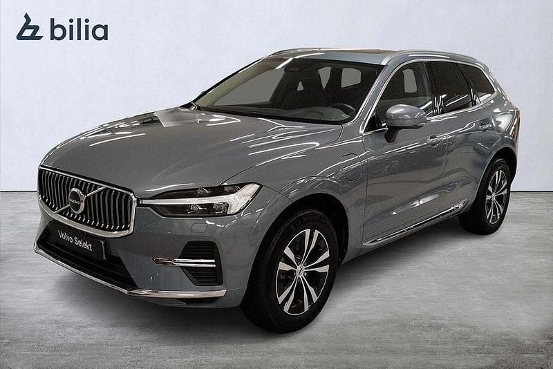 Grå Begagnad 2023 Volvo XC60 Core SUV | 419 000 kr (Superpris) - Bild 1/3