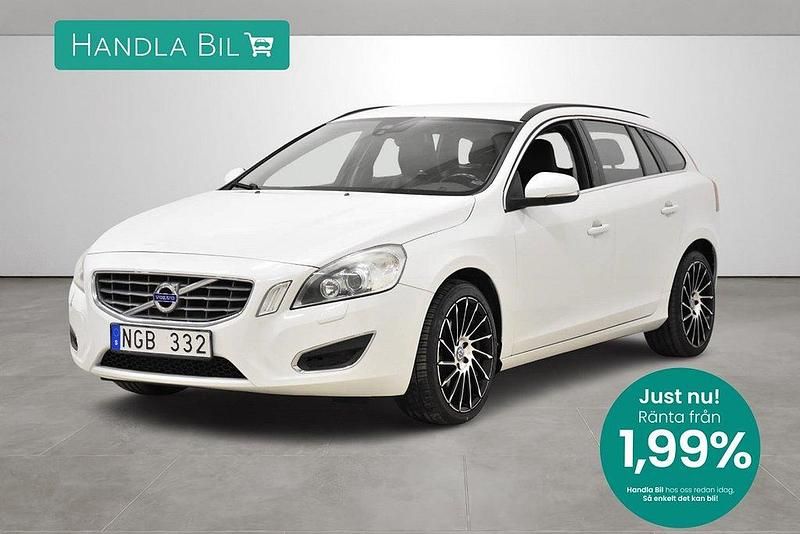 Vit Begagnad 2012 Volvo V60 Momentum Kombi | 129 900 kr (Marknadspris) - Bild 1/3