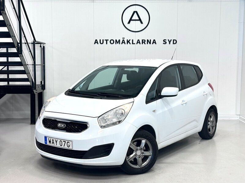 Vit Begagnad 2013 Kia Venga Halvkombi | 84 900 kr (Marknadspris) - Bild 1/4