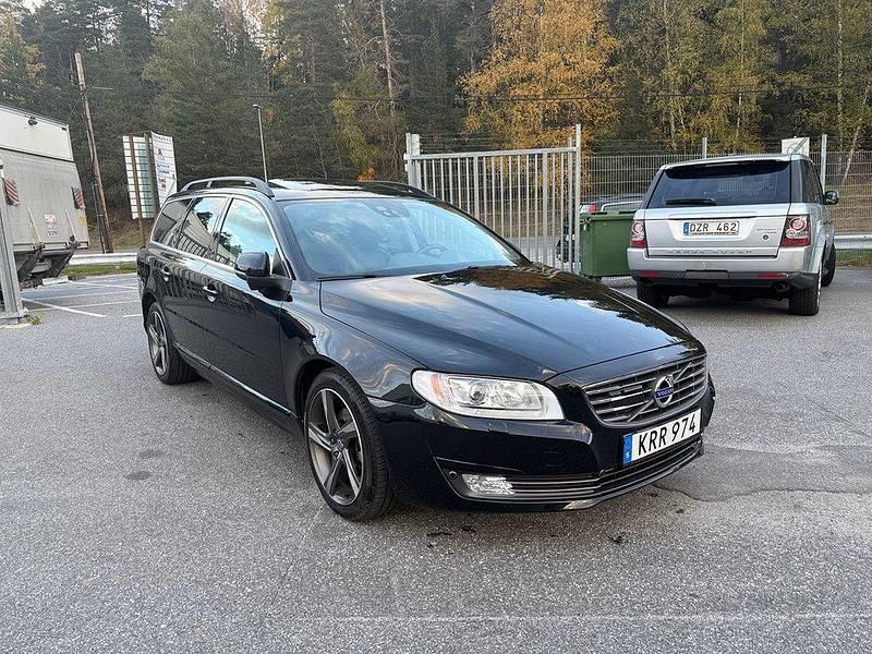 Svart Begagnad 2014 Volvo V70 Momentum Kombi | 145 000 kr (Lite dyr) - Bild 1/4