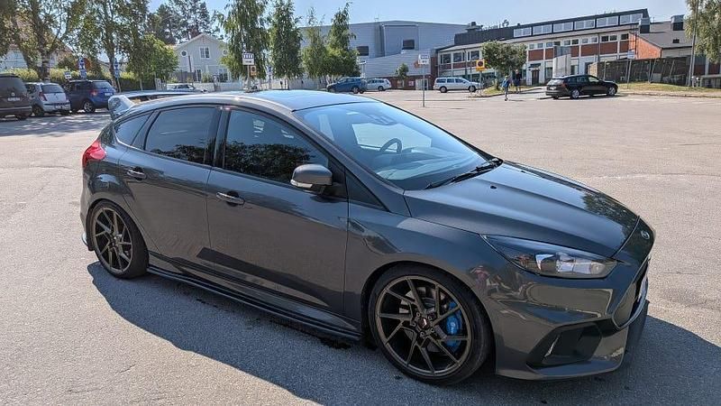 Begagnad Ford Focus RS 350 HK (257 kW) 2016