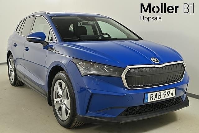 Blå Begagnad 2023 Skoda Enyaq iV SUV | 369 900 kr (Marknadspris) - Bild 1/4