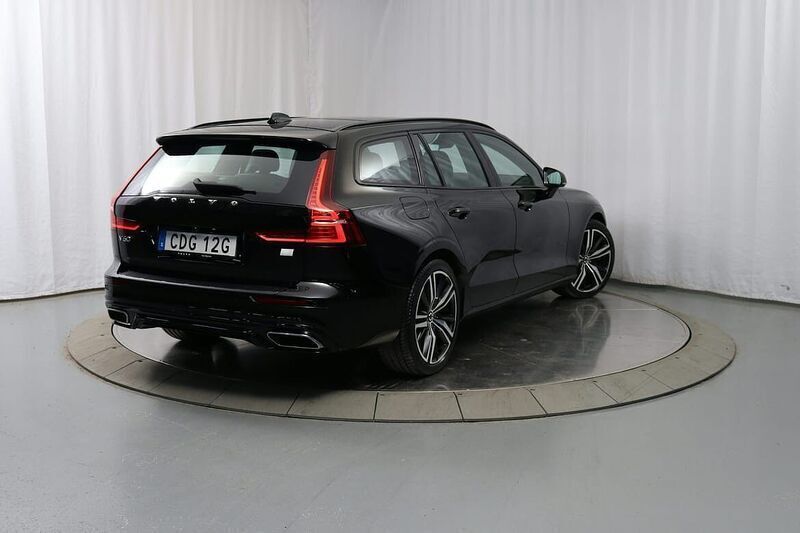 Begagnad 2021 Volvo V60 Kombi | 364 900 kr (Lite dyr) - Bild 1/1