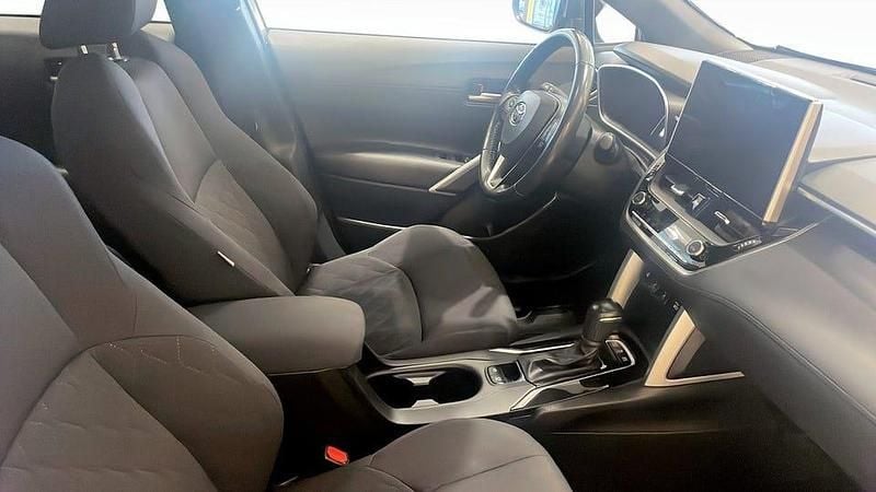 Begagnad Toyota Corolla 152 HK (111 kW) 2023 Grå Halvkombi