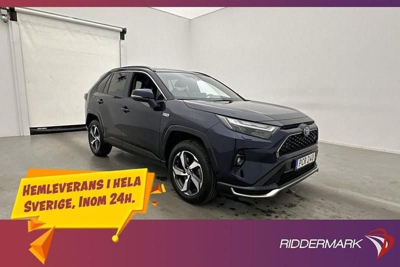 Mblå Begagnad 2023 Toyota RAV4 Edition SUV | 424 800 kr (Marknadspris) - Bild 1/3