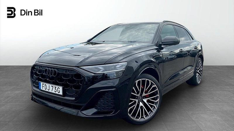 Svart Ny 2025 Audi Q8 Design SUV | 1 179 000 kr (Dyr) - Bild 1/4