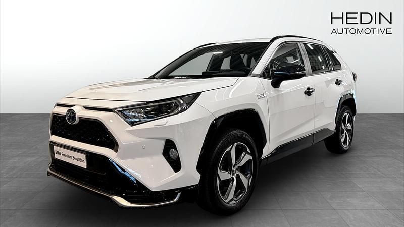 Vit (white) Begagnad 2020 Toyota RAV4 Hybrid Edition SUV | 348 700 kr (Bra pris) - Bild 1/4