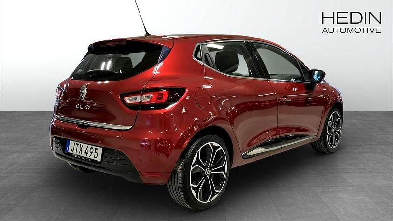 Begagnad Renault Clio IV 90 HK (66 kW) 2018 Röd Halvkombi