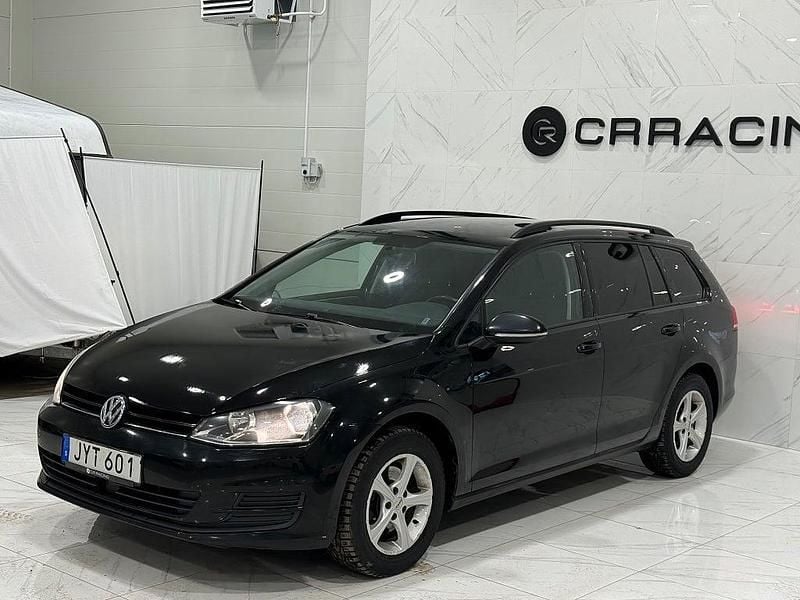Begagnad VW Golf VII 110 HK (80 kW) 2015 Svart Kombi