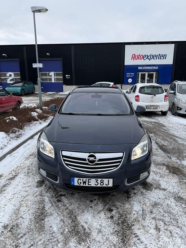 Begagnad 2011 Opel Insignia Kombi | 27 000 kr (Superpris) - Bild 1/4
