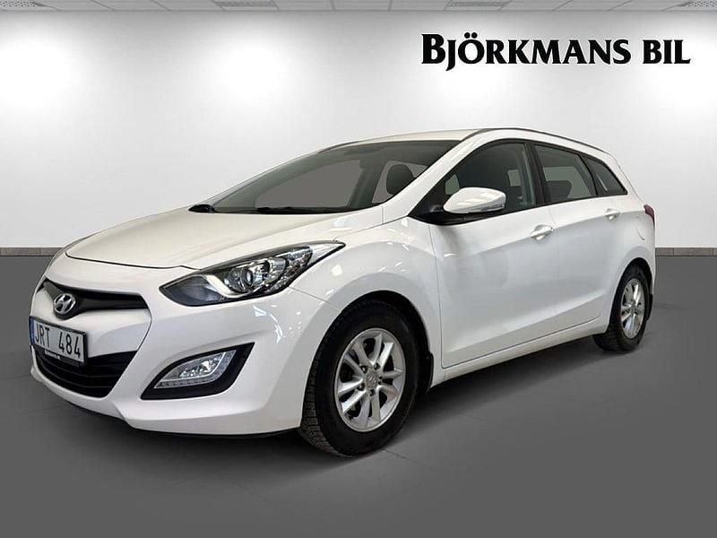 Begagnad Hyundai i30 110 HK (80 kW) 2013 Vit Kombi