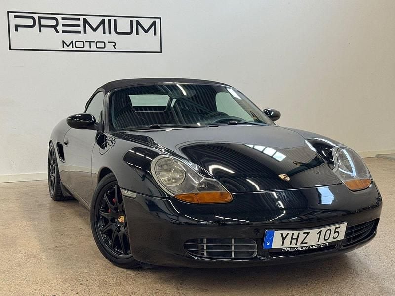 Svart Begagnad 2002 Porsche Boxster S Cab | 179 900 kr - Bild 1/4