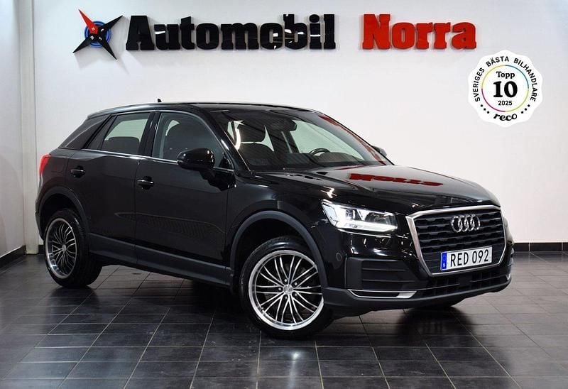 Svart (svart metallic ) Begagnad 2018 Audi Q2 Proline SUV | 194 700 kr (Marknadspris) - Bild 1/3