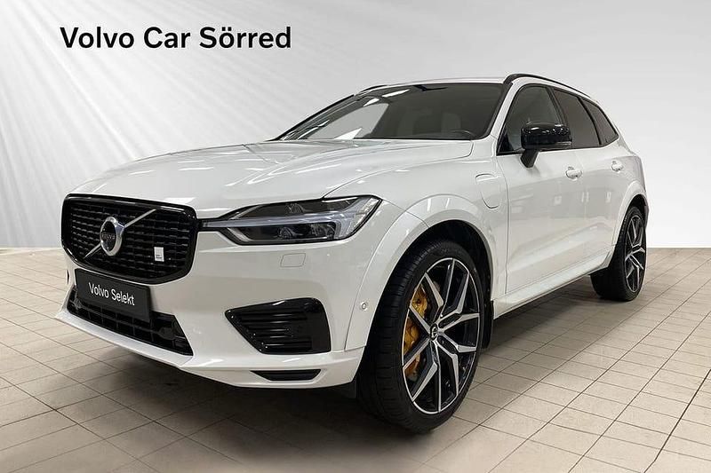 Begagnad Volvo XC60 411 HK (302 kW) 2021 Vit SUV