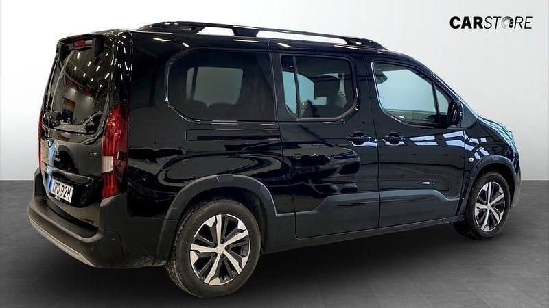 Begagnad Peugeot e-Rifter 100 kW (136 HK) 2022 Svart Minibuss