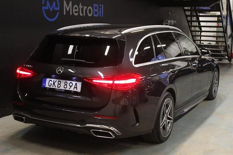 Begagnad Mercedes C300e AMG 204 HK (150 kW) 2021 Grå Kombi