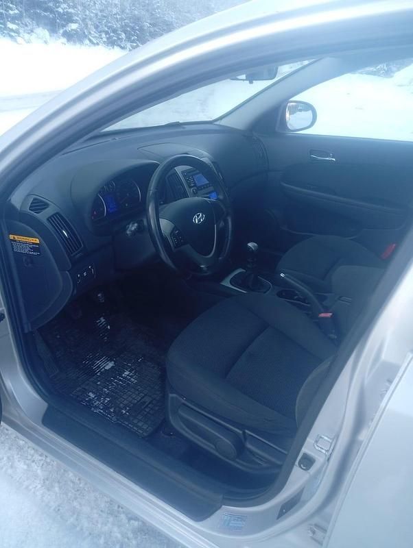 Begagnad Hyundai i30 126 HK (92 kW) 2009 Kombi