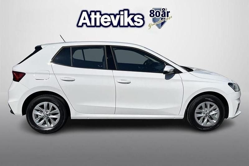 Ny Skoda Fabia Selection 116 HK (85 kW) 2025 Vit Halvkombi