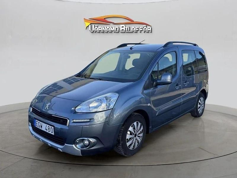 Begagnad Peugeot TePee 92 HK (67 kW) 2012 Grå