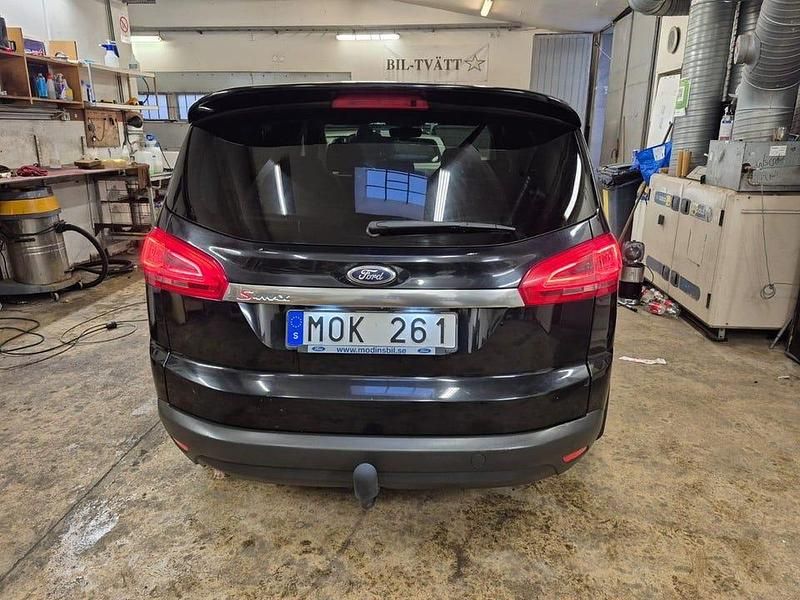 Begagnad 2013 Ford S-MAX S Minibuss | 75 000 kr (Marknadspris) - Bild 1/4
