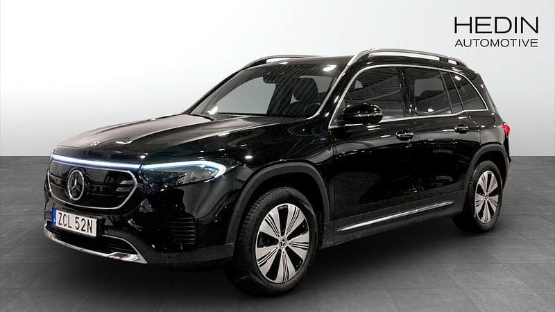 Svart Begagnad 2022 Mercedes EQB300 SUV | 278 900 kr (Superpris) - Bild 1/4