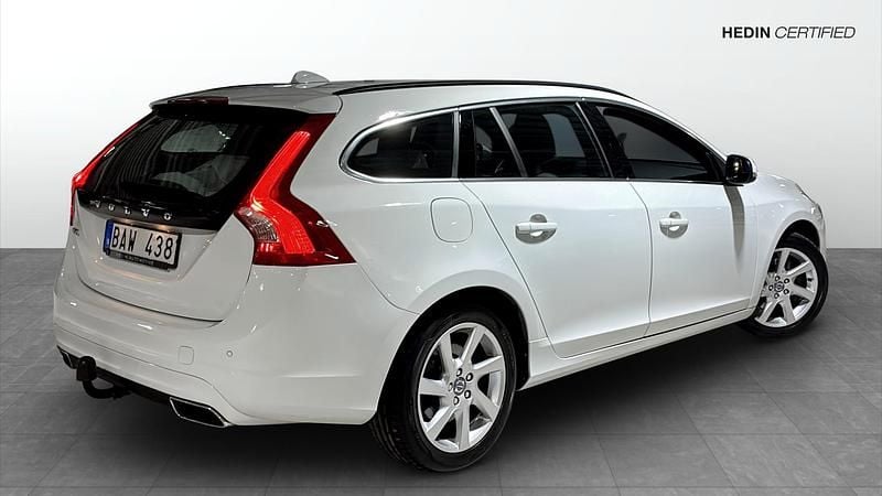 Begagnad Volvo V60 163 HK (119 kW) 2013 Vit Kombi