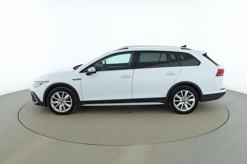 Begagnad VW Golf VIII 190 HK (139 kW) 2021 Vit Kombi