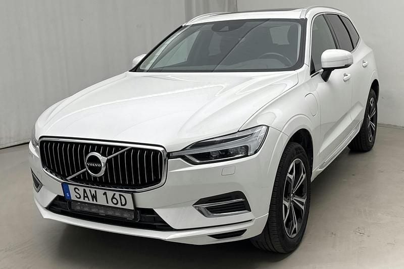 Vit Begagnad 2021 Volvo XC60 Inscription SUV | 319 900 kr (Bra pris) - Bild 1/4