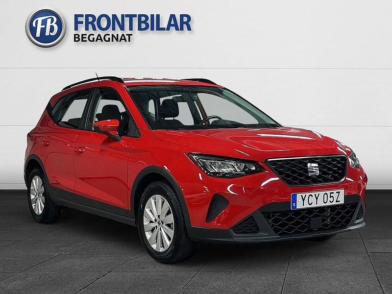 Röd Begagnad 2022 Seat Arona Comfort SUV | 194 900 kr (Marknadspris) - Bild 1/3