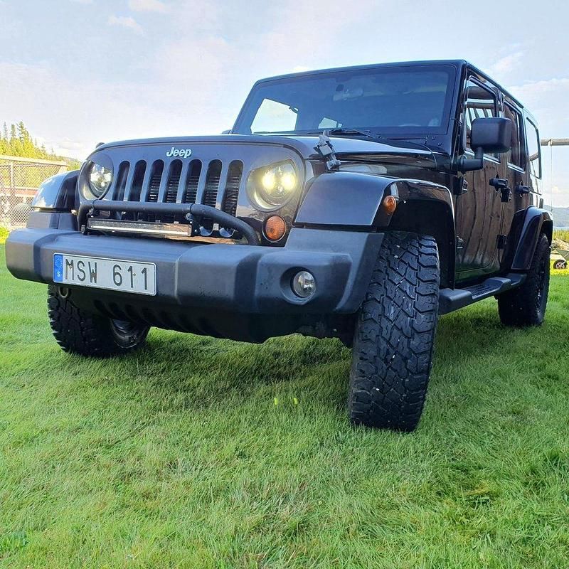 Svart Begagnad 2012 Jeep Wrangler Unlimited SUV | 230 000 kr (Superpris) - Bild 1/4