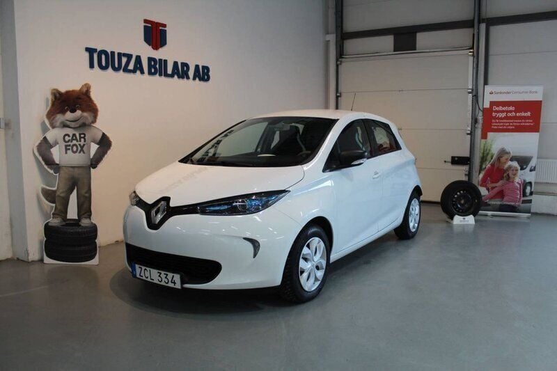 Vit Begagnad 2018 Renault Zoe Halvkombi | 149 900 kr (Dyr) - Bild 1/4