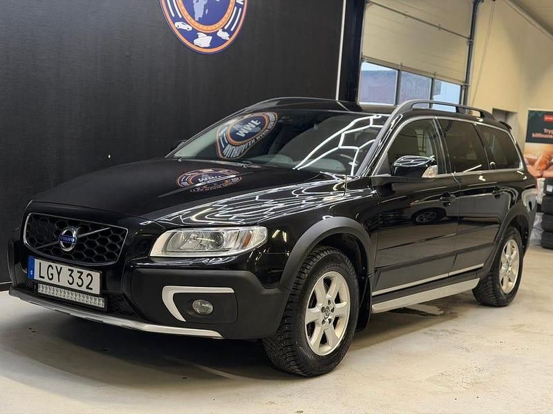 Begagnad Volvo XC70 Momentum 181 HK (133 kW) 2016 Svart Kombi
