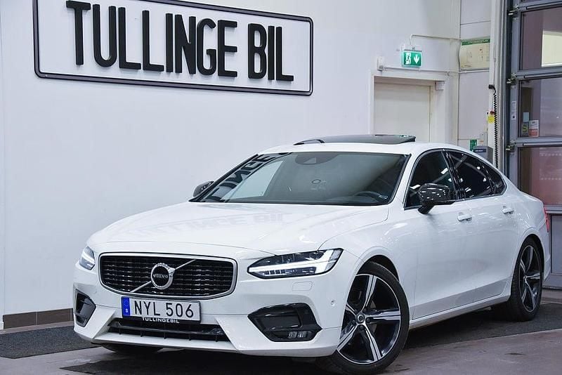 Vit Begagnad 2017 Volvo S90 R-Design Sedan | 299 900 kr (Marknadspris) - Bild 1/4