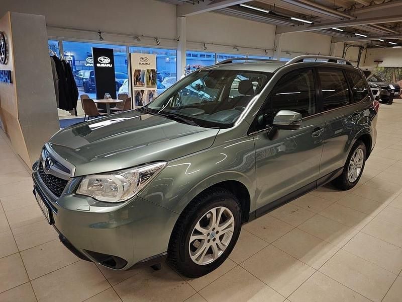 Begagnad Subaru Forester 150 HK (110 kW) 2014 Lgrön SUV