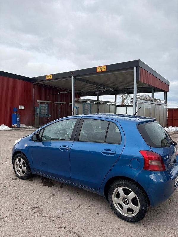 Begagnad Toyota Yaris 87 HK (63 kW) 2006