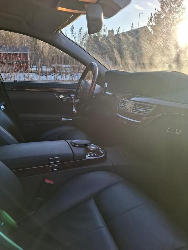 Begagnad Mercedes S450 340 HK (250 kW) 2007 Sedan