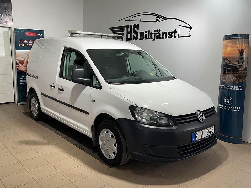 Vit Begagnad 2013 VW Caddy Minibuss | 74 900 kr (Marknadspris) - Bild 1/4
