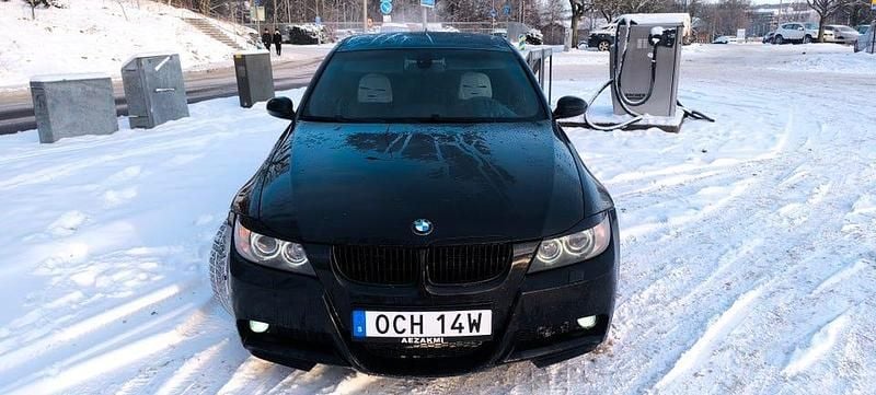 Begagnad BMW 330 M Sport 310 HK (228 kW) 2007 Svart Kombi