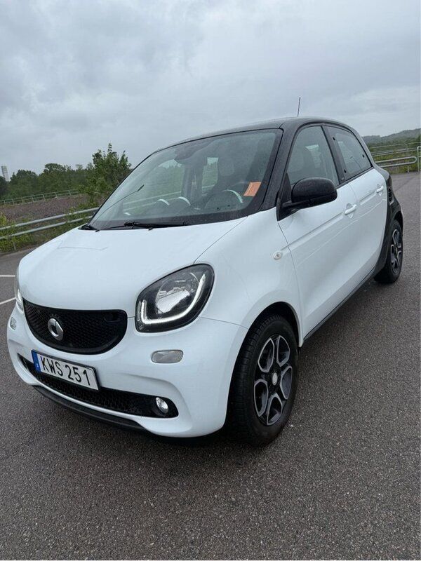 Begagnad 2015 Smart ForFour Halvkombi | 50 000 kr - Bild 1/4