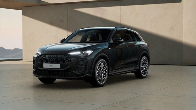 Svart Ny 2025 Audi Q5 Sportback Design SUV | 881 400 kr - Bild 1/4