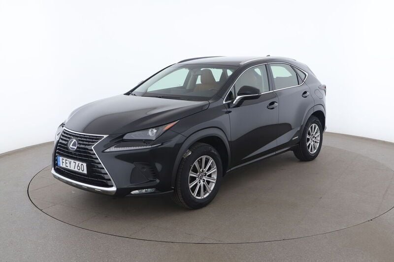 Svart Begagnad 2018 Lexus NX300h SUV | 250 000 kr (Marknadspris) - Bild 1/4