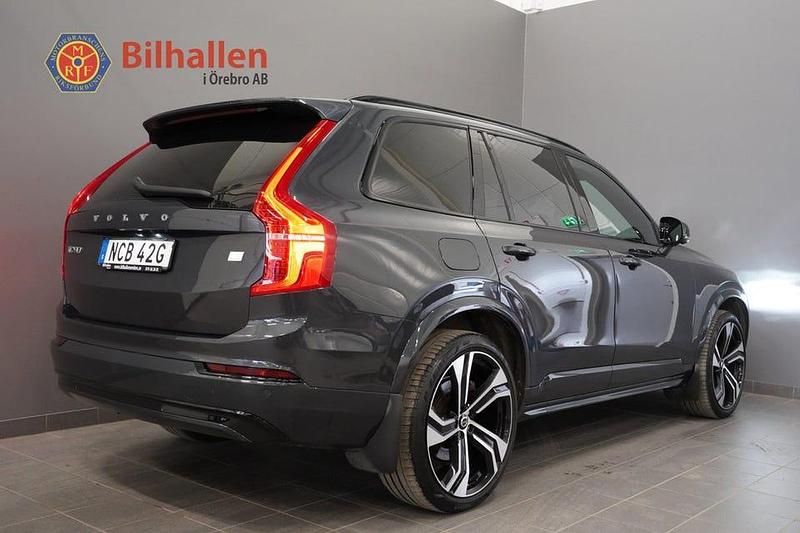 Begagnad Volvo XC90 R-Design Pro 392 HK (288 kW) 2022 Grå SUV