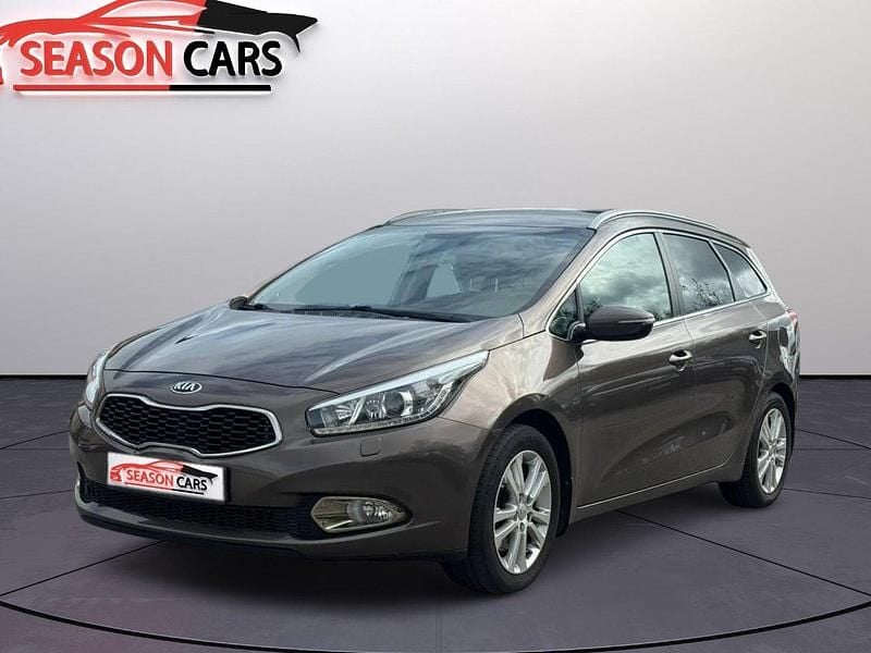 Grön Begagnad 2014 Kia Ceed Sportswagon Comfort Kombi | 84 900 kr (Marknadspris) - Bild 1/4