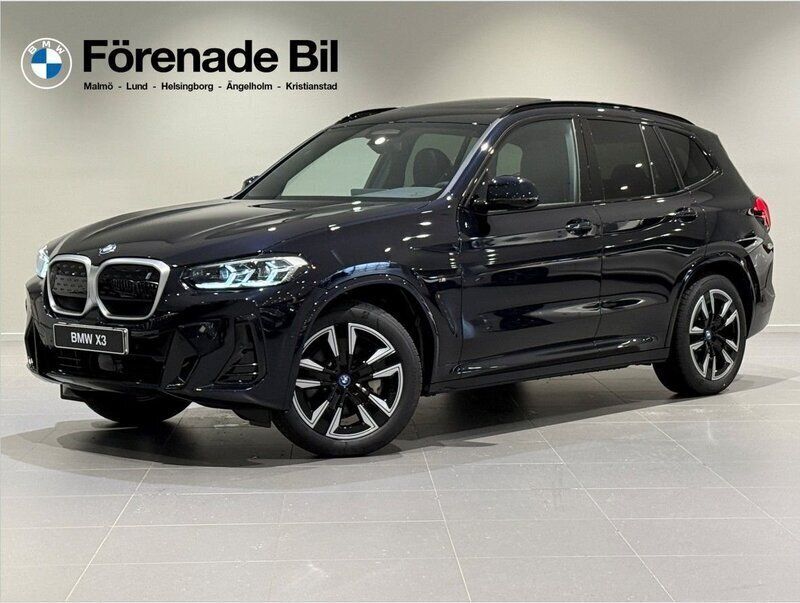 Grå Begagnad 2024 BMW iX3 Shadowline SUV | 599 000 kr (Bra pris) - Bild 1/4