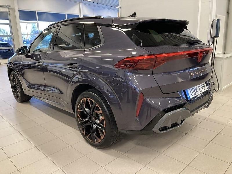Begagnad Cupra Terramar VZ 272 HK (200 kW) 2025 Dark void metallic SUV