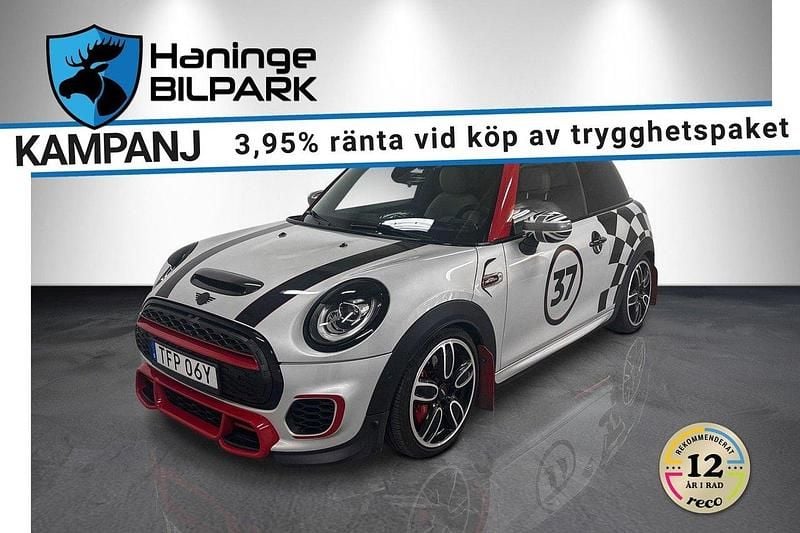Silver Begagnad 2020 Mini John Cooper Works Halvkombi | 279 900 kr (Marknadspris) - Bild 1/2