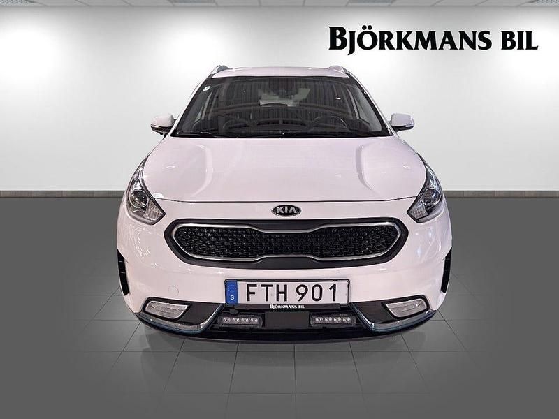 Begagnad Kia Niro Plus 105 HK (77 kW) 2017 Vit SUV